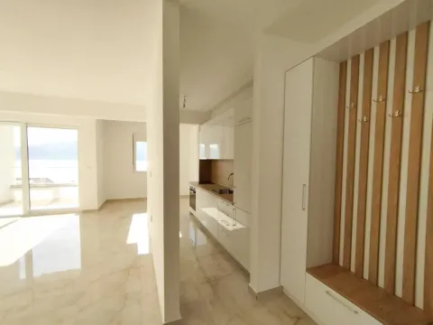 Sale, two bedroom apartment, 87m², Baošići, Herceg Novi - image 10