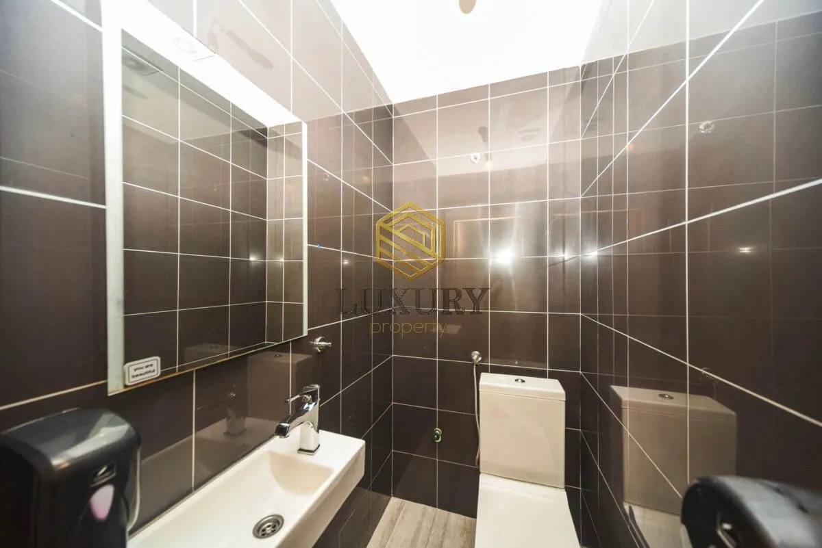Rent, office space, 45m², City Kvart, Podgorica