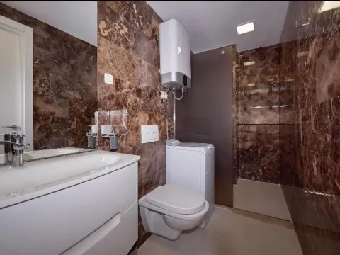 Sale, two bedroom apartment, 63m², Budva, Crna Gora - image 3