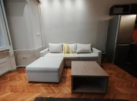 Izdavanje, dvosoban stan, 52m², Novi Sad, Srbija - image 2