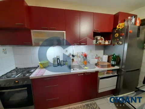 Prodaja, trosoban stan, 79m², Karaburma, Palilula Sve Podlokacije - image 13