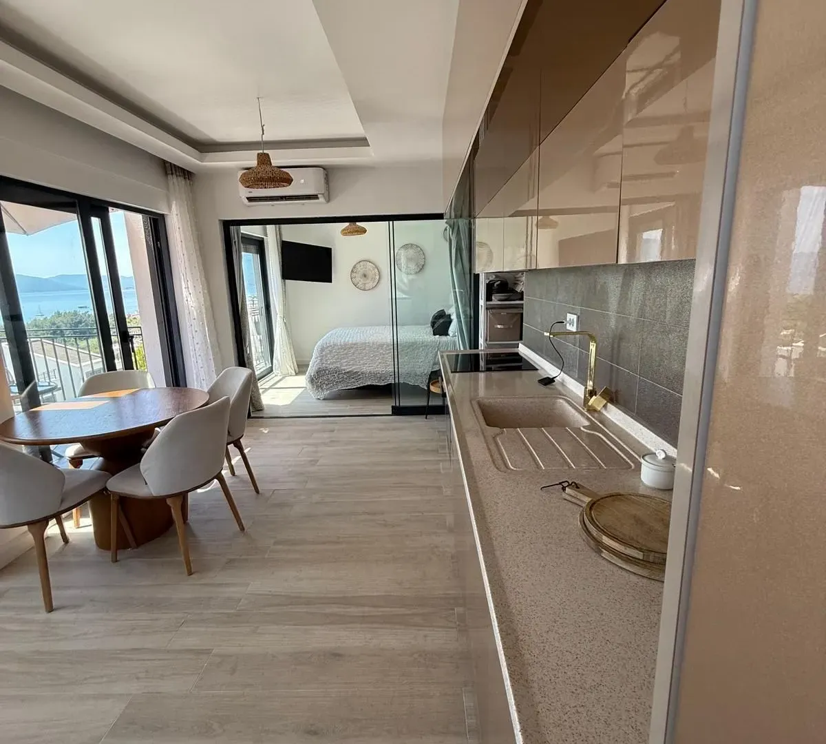 Prodaja, dvosoban stan, 70m², Kava, Tivat