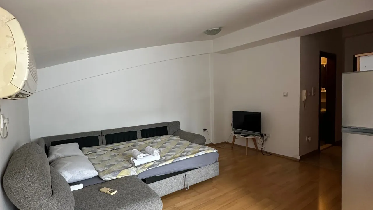 Daily-rent, one bedroom apartment, 32m², Stari Aerodrom, Podgorica