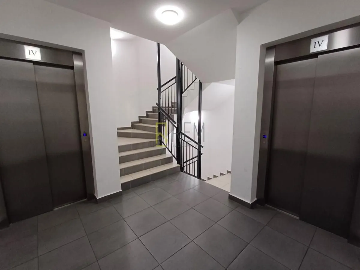 Prodaja, trosoban stan, 88m², Zabjelo, Podgorica