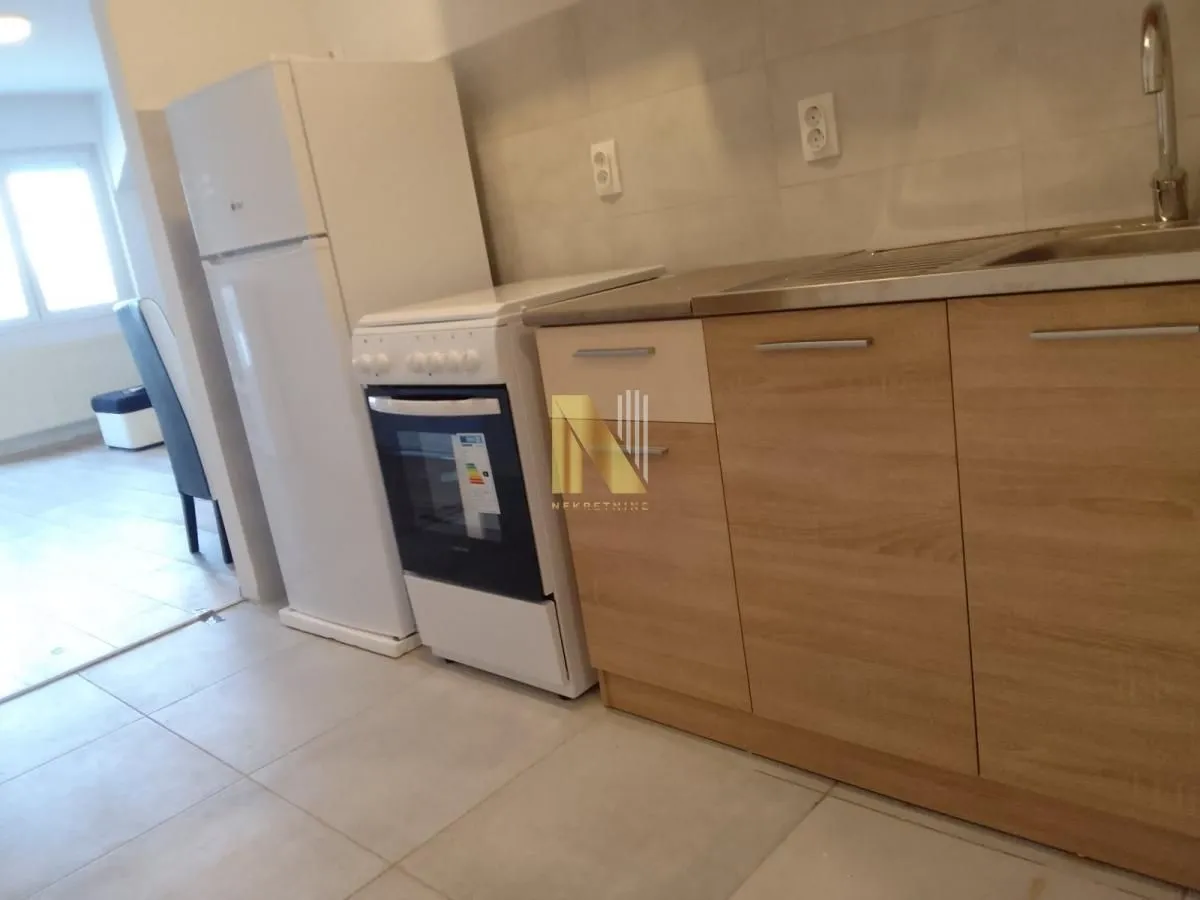 Prodaja, dvosoban stan, 51m², Grbavica, Novi Sad Sve Podlokacije