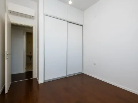 Sale, three bedroom apartment, 90m², Gornja Gorica, Podgorica - image 9