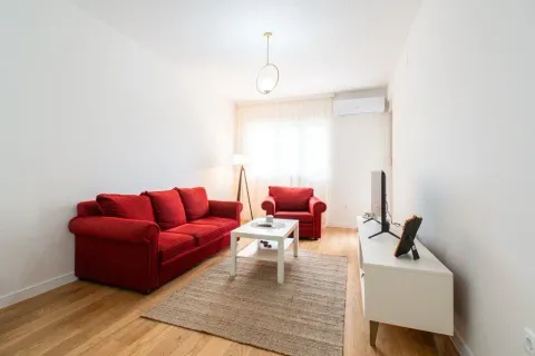 Izdavanje, jednosoban stan, 55m², Central Point, Podgorica - image 12
