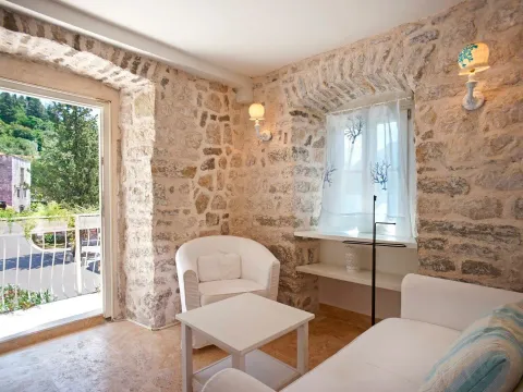 Sale, house, 165m², Perast, Kotor - image 9