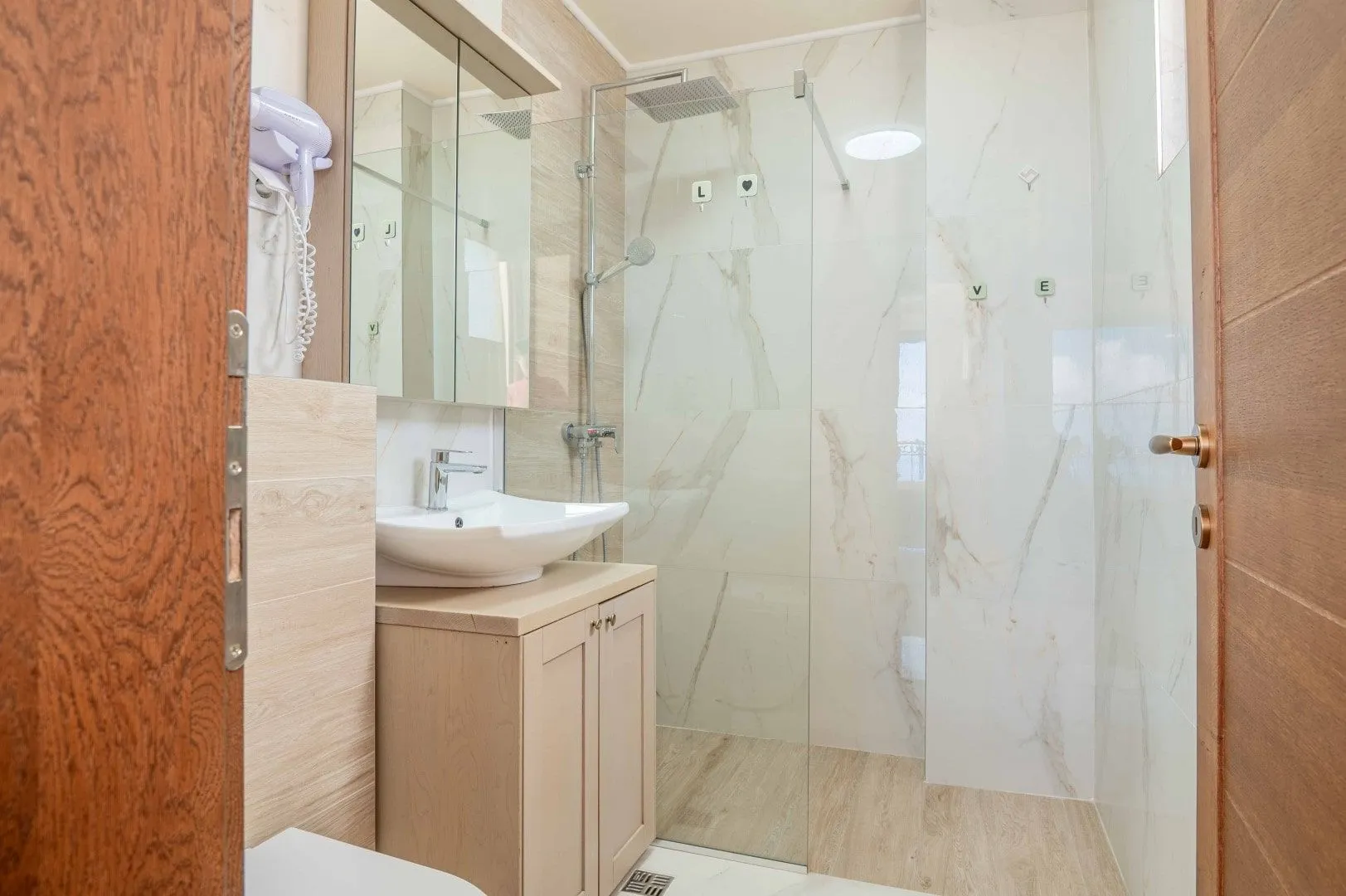 Sale, house, 335m², Blizikuće, Budva