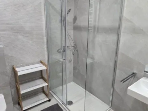 Izdavanje, dvosoban stan, 72m², Central Point, Podgorica - image 8