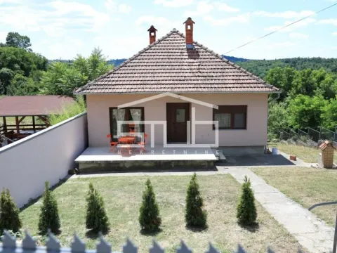 Kuća in Mala Ivanča