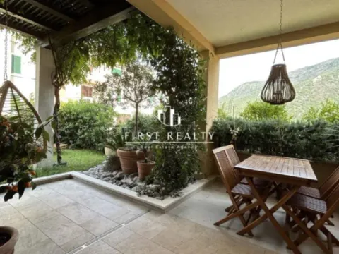 Sale, two bedroom apartment, 92m², Morinj, Kotor