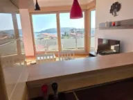 Izdavanje, dvosoban stan, 70m², Bečići, Budva - image 1