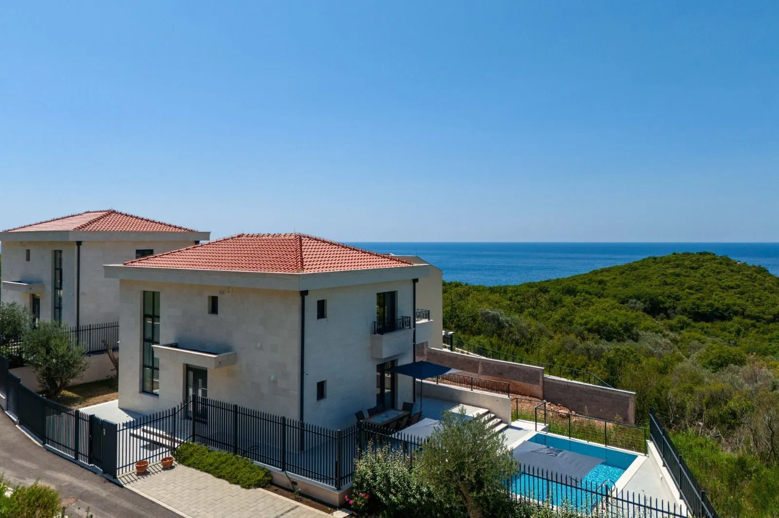 Sale, house, 318m², Reževići, Budva