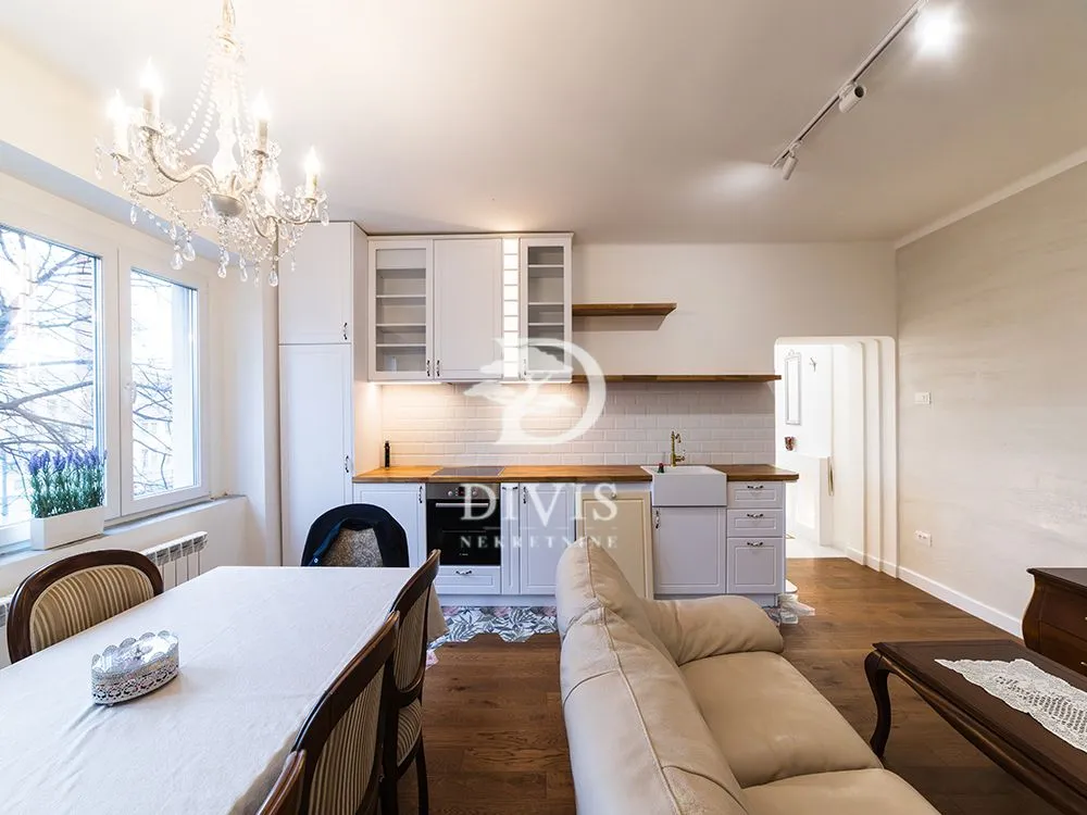 Prodaja, trosoban stan, 78m², Senjak, Beograd