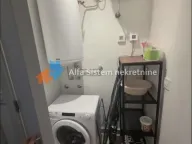 Izdavanje, trosoban stan, 76m², Savski Venac, Beograd - image 16