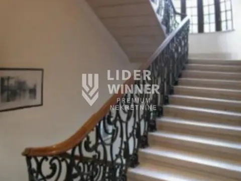 Prodaja, kuća, 941m², Slavija, Vračar Sve Podlokacije - image 3