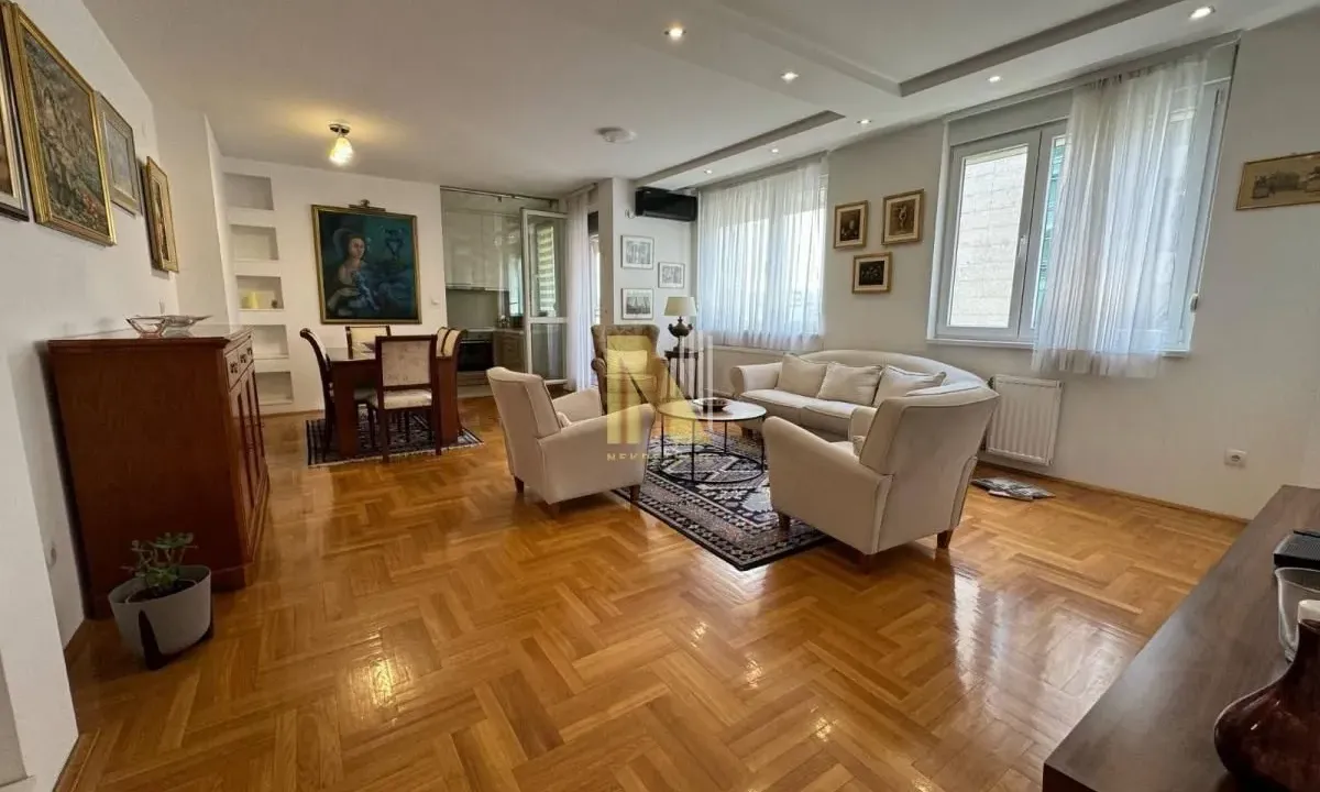 Rent, office space, 78m², Centar, Novi Sad