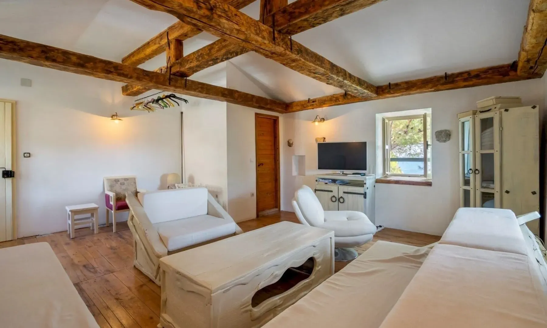 Sale, house, 200m², Reževići, Budva