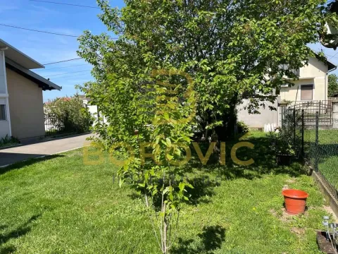 Prodaja, kuća, 156m², Batajnica, Beograd - image 11