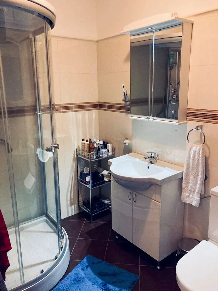 Rent, two bedroom apartment, 75m², Gorica C, Podgorica