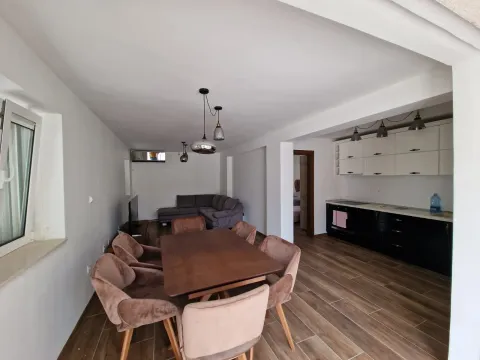 Prodaja, dvosoban stan, 76m², Prčanj, Kotor - image 9