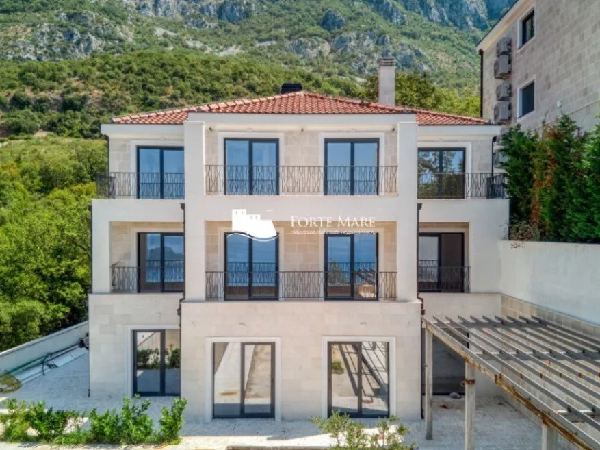 Sale, house, 450m², Budva, Crna Gora