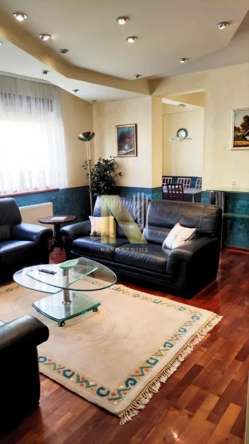 Izdavanje, trosoban stan, 89m², Sajmište, Novi Sad