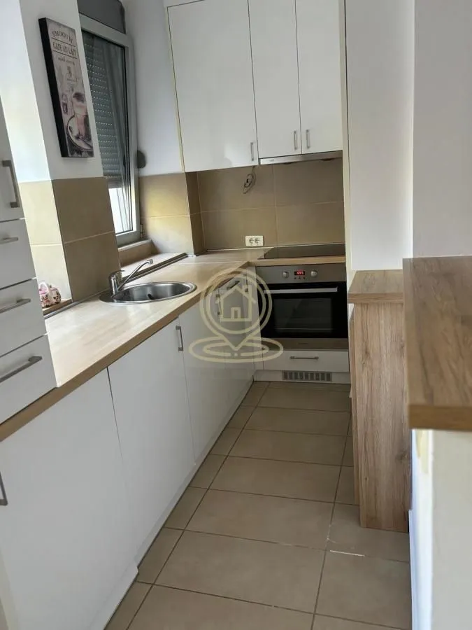 Rent, two bedroom apartment, 40m², Stari Grad, Beograd