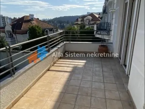 Rent, house, 280m², Savski Venac, Beograd - image 18