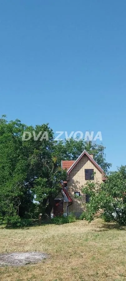 Sale, house, 38m², Čortanovci, Inđija