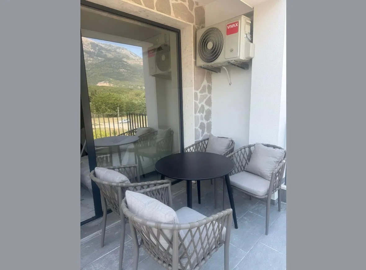 Rent, one bedroom apartment, 45m², Radanovići, Kotor