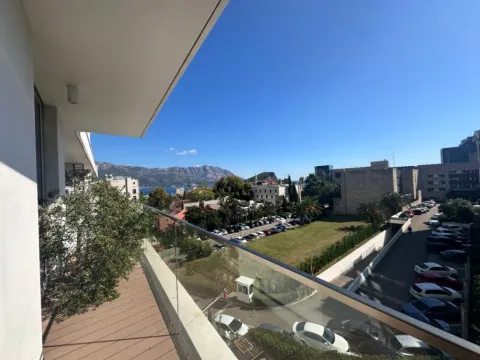 Prodaja, jednosoban stan, 65m², Dukley Gardens, Budva - image 12