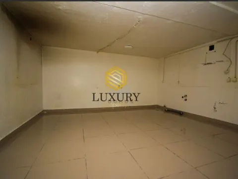 Rent, office space, 130m², Centar, Podgorica - image 2