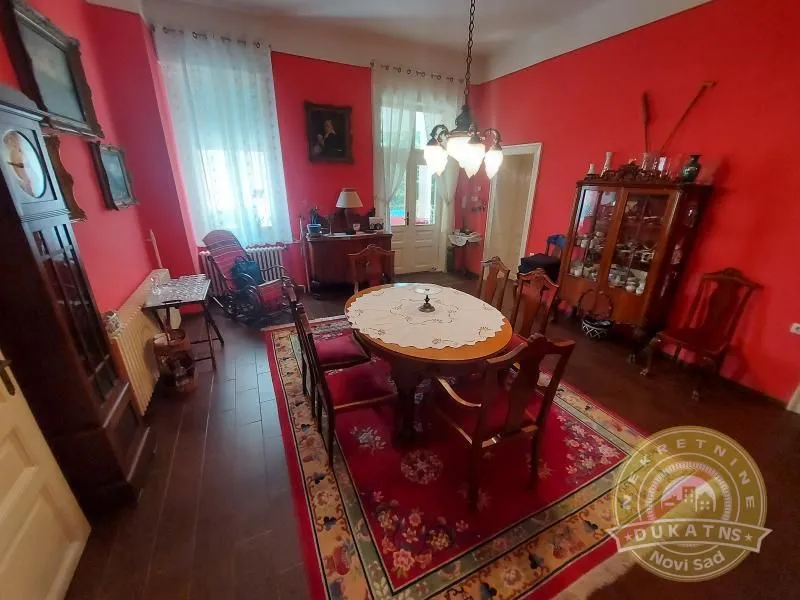 Prodaja, kuća, 187m², Sremska Kamenica, Petrovaradin