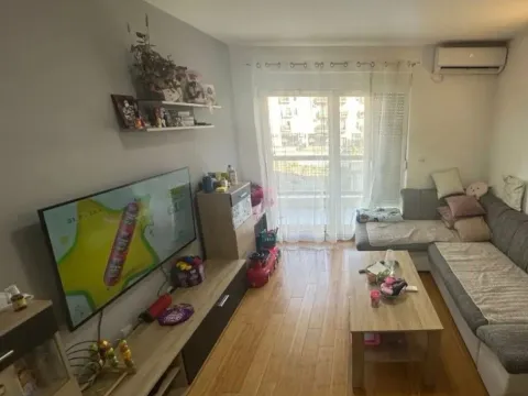 Prodaja, dvosoban stan, 63m², Stari Aerodrom, Podgorica - image 11