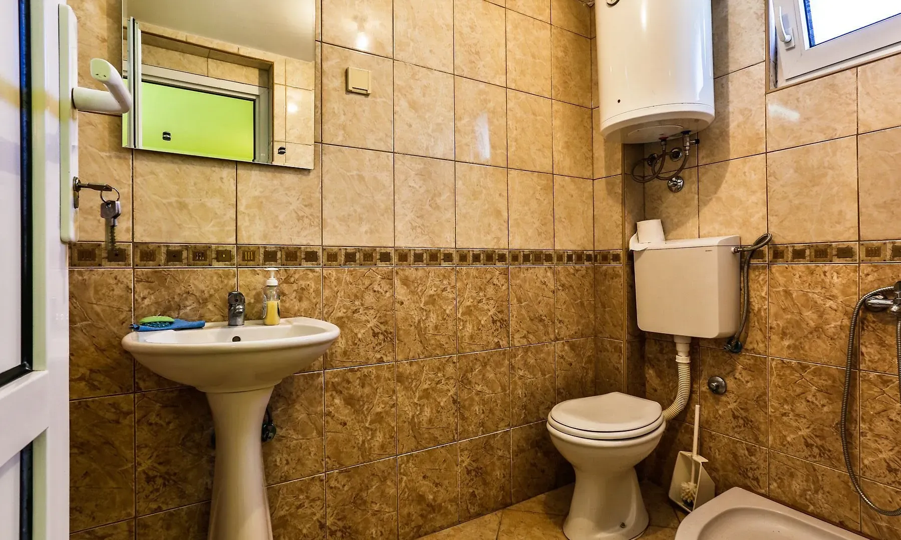 Prodaja, kuća, 420m², Bar, Crna Gora