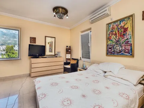 Prodaja, kuća, 268m², Budva, Crna Gora - image 14