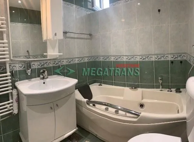 Rent, four bedroom apartment, 130m², Grbavica, Novi Sad Sve Podlokacije