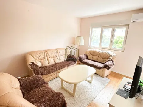 Rent, one bedroom apartment, 50m², Central Point, Podgorica - image 1