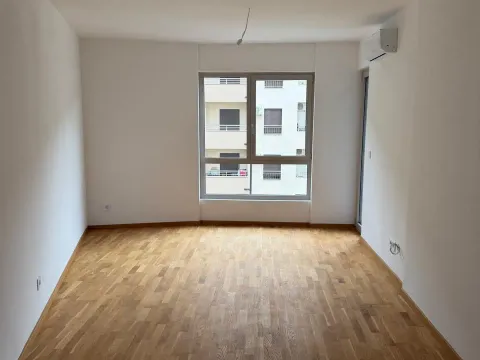 Prodaja, jednosoban stan, 44m², Bečići, Budva - image 5