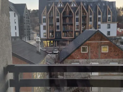 Sale, one bedroom apartment, 45m², Centar, Kolašin - image 11