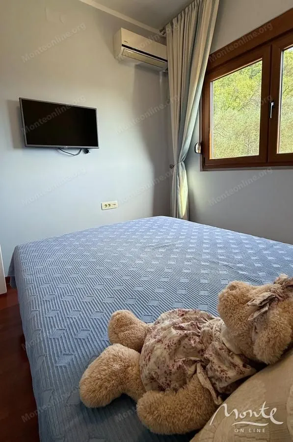 Sale, two bedroom apartment, 61m², Petrovac, Budva