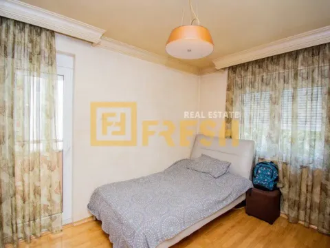 Prodaja, trosoban stan, 100m², Centar, Podgorica - image 10