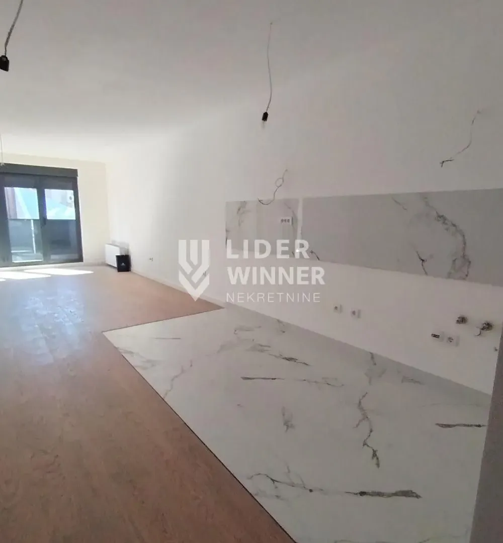 Sale, three bedroom apartment, 78m², Autokomanda, Voždovac Sve Podlokacije