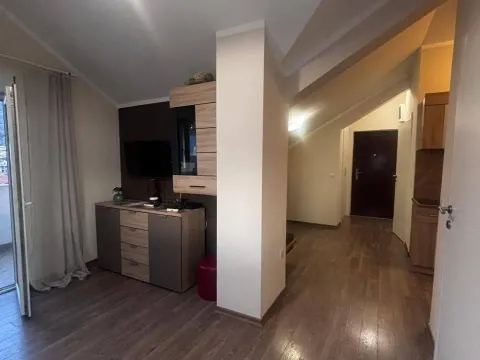 Prodaja, jednosoban stan, 50m², Centar, Tivat - image 5