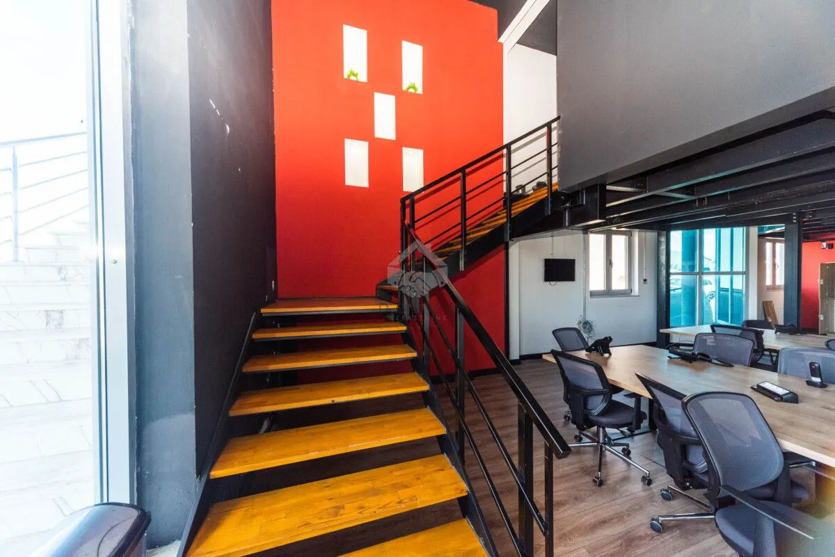 Rent, office space, 706m², Zeta, Podgorica