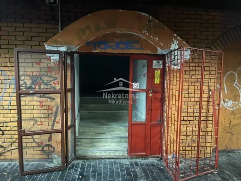 Prodaja, poslovni prostor, 17m², Stari Grad, Beograd - image 11