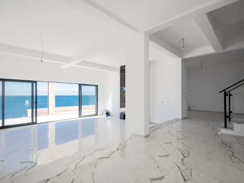 Prodaja, kuća, 370m², Utjeha, Bar - image 9