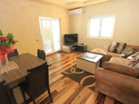 Prodaja, stan, 206m², Budva, Crna Gora - image 8